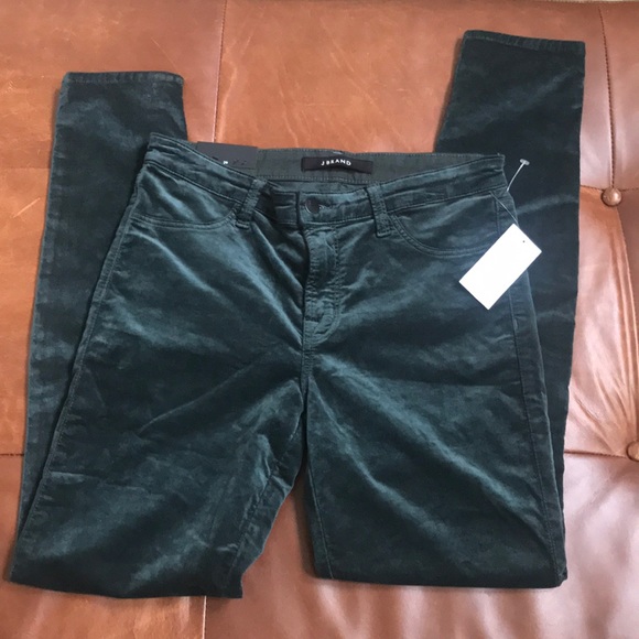 J Brand Denim - NWT J Brand Super Skinny Mid Rise Jeans. 29